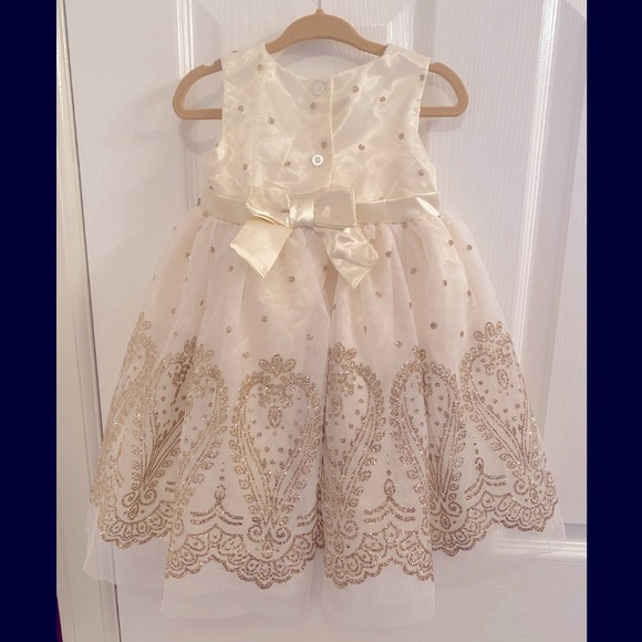 wedding dress with gold accessories Satin flower girl dress, Ivory flower girl dress, Girl dress with trai –  Colibri Fashion Studio